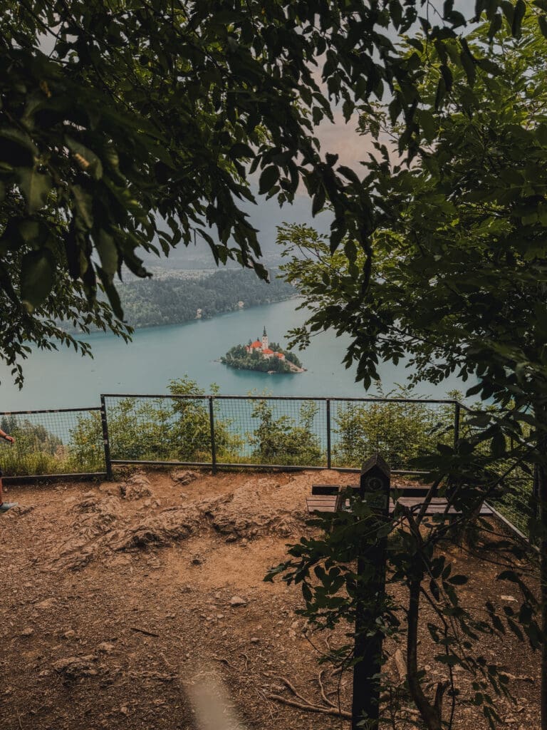 Vue sur le lac de Bled depuis Mala Osojnica