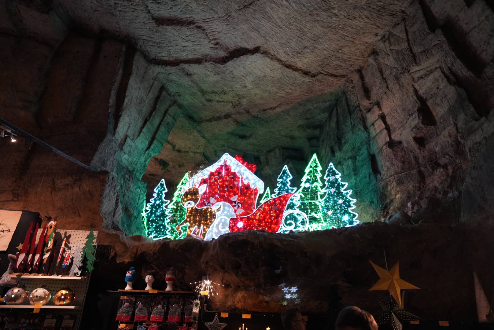 marché de noël grotte valkenburg 