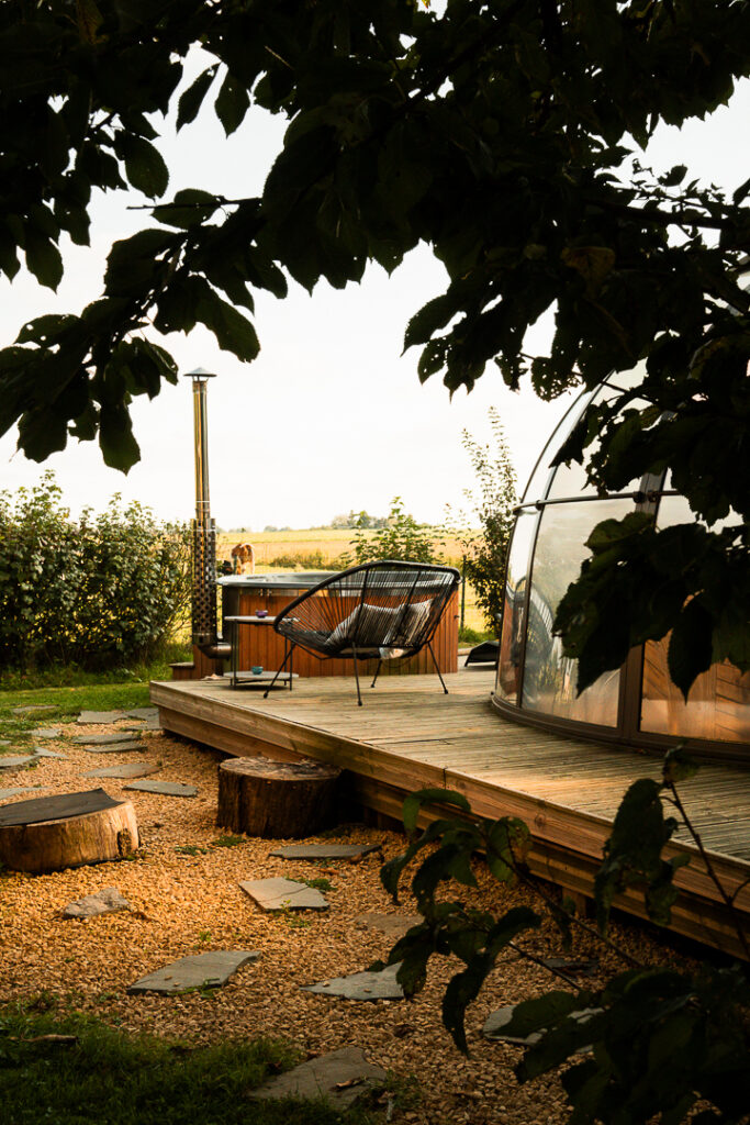 hébergement insolite en belgique dormir sous les étoiles