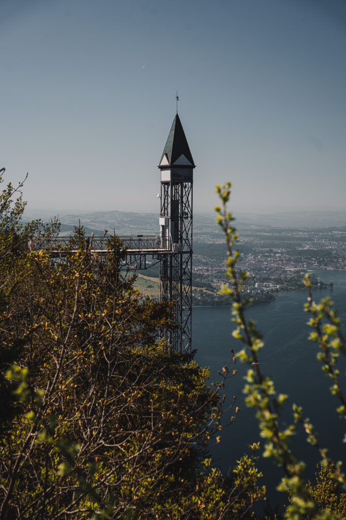 Felsenweg au Bürgenstock sur le lac des Quatre-Cantons